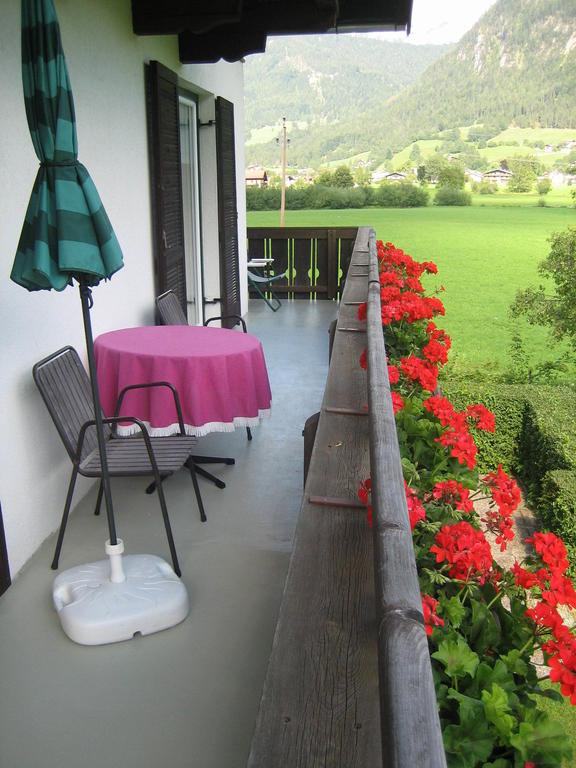 Appartement Weissbacher Лофер Стая снимка