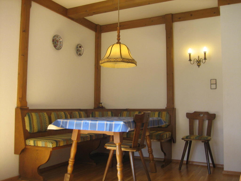 Appartement Weissbacher Лофер Стая снимка